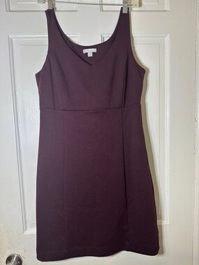 New York & Company Sleeveless V-Neck Midi Dress in Plum